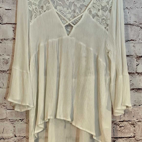 Ambiance High and low top Size Large  (A-26) - Picture 2 of 7